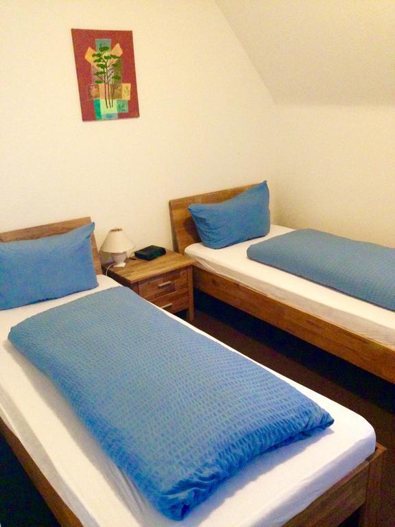 Hotel-Zaehringerstube Neuenburg am Rhein Quarto foto