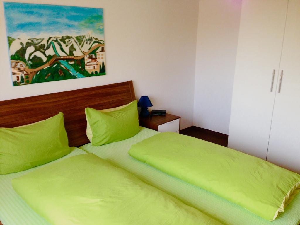 Hotel-Zaehringerstube Neuenburg am Rhein Quarto foto