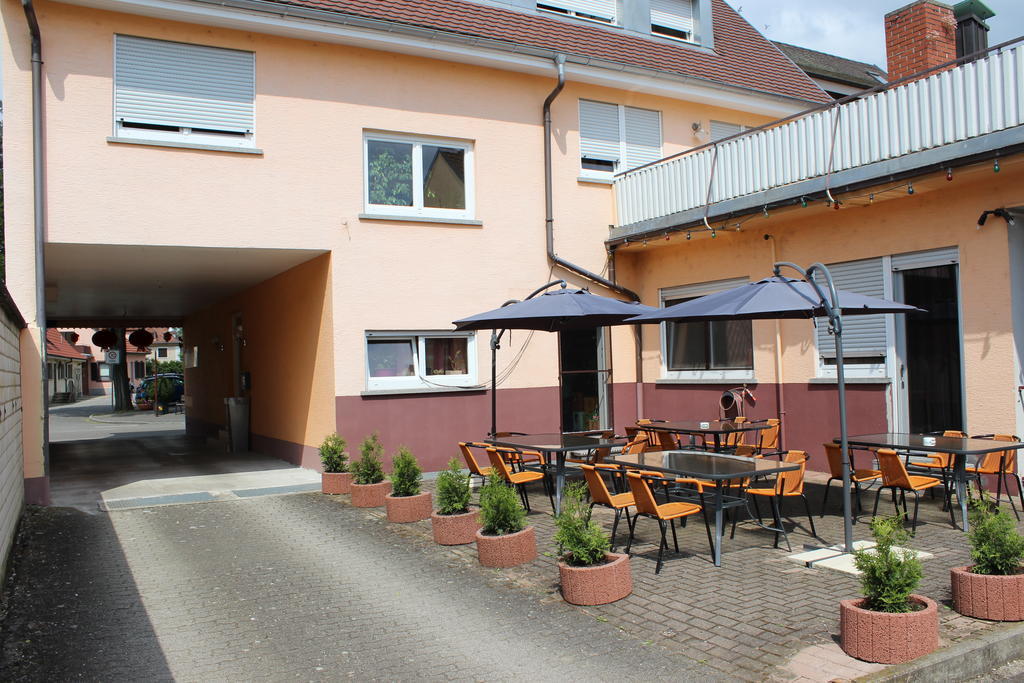 Hotel-Zaehringerstube Neuenburg am Rhein Exterior foto